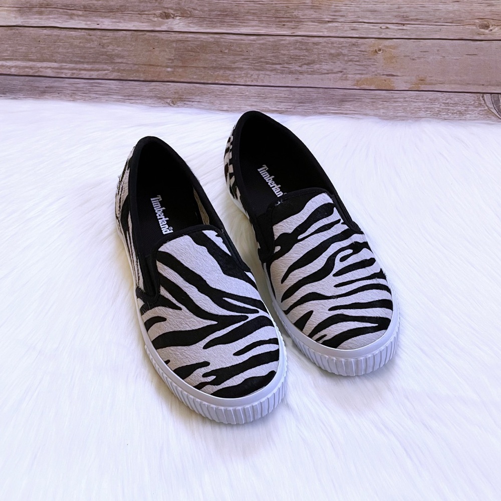 Timberland Women’s Skyla Bay Zebra Calf Hair Slip-On Shoes - Picture 5 of 7